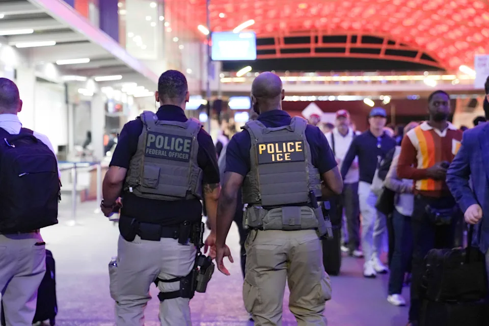 police-ice-at-airports